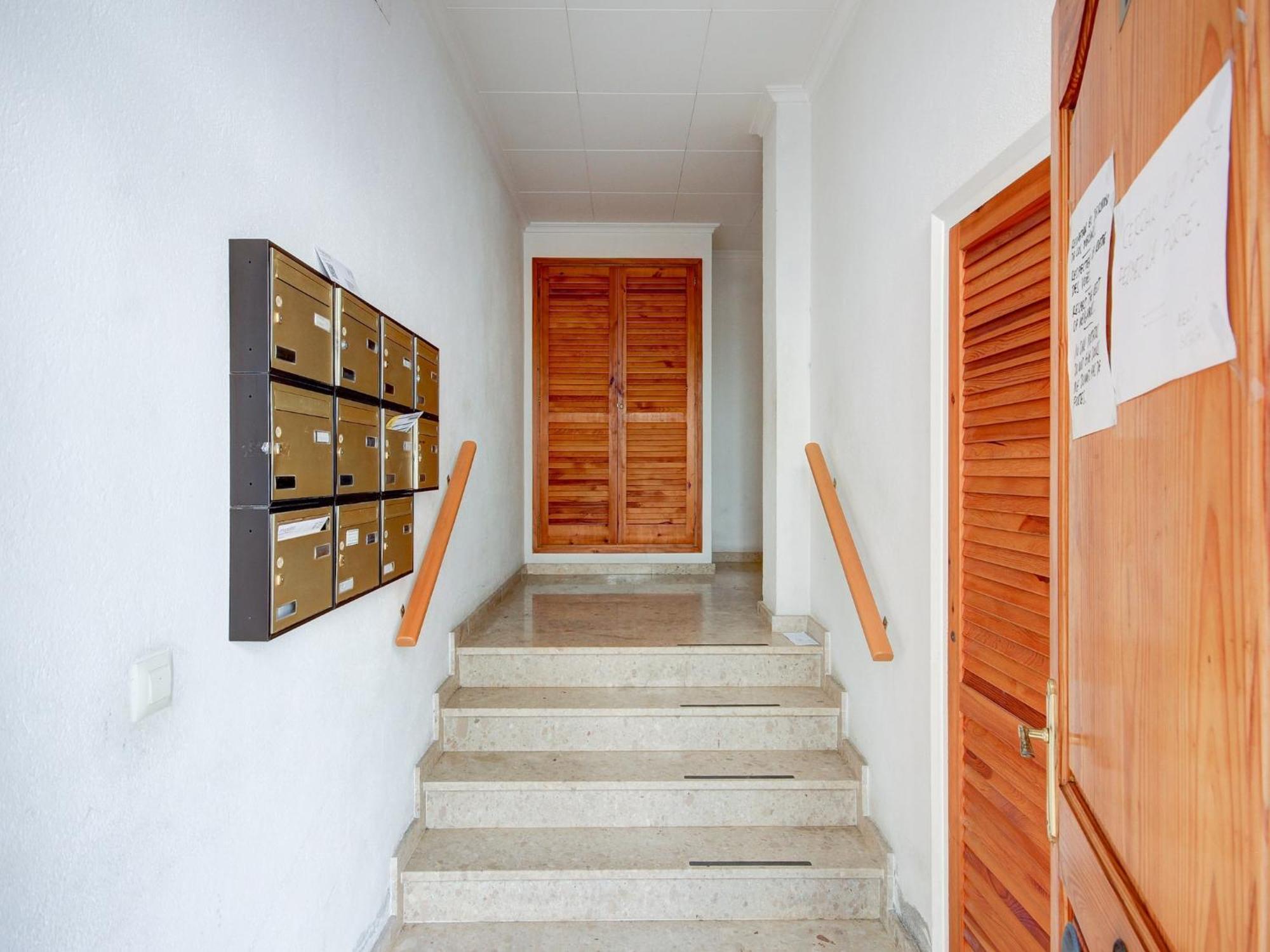 Appartement With Communal Pool Roses